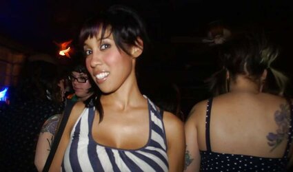Hipster tramps need to get boinked too