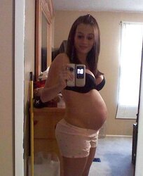 Some Photos of INEXPERIENCED Pregnant Stunner