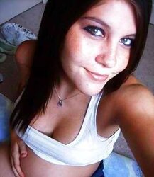 Some Photos of INEXPERIENCED Pregnant Stunner