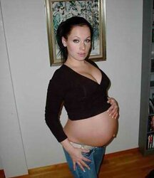 Some Photos of INEXPERIENCED Pregnant Stunner