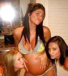 Some Photos of INEXPERIENCED Pregnant Stunner
