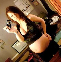 Some Photos of INEXPERIENCED Pregnant Stunner