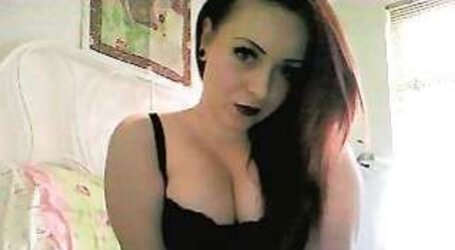 British Super-Bitch - Rose, 24, Nottingham