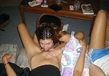 Girly-Girl G-Spot Gobbling