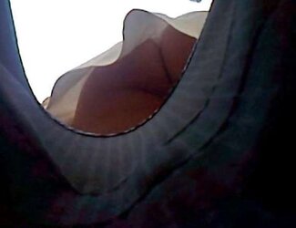 TEENAGER UPSKIRTS