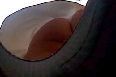 TEENAGER UPSKIRTS