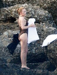 Kylie Minogue torrid culo in bikini