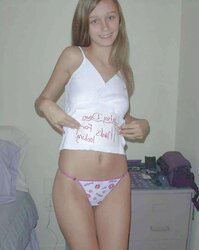 SUPER-CUTE THIN INEXPERIENCED LINDSAY