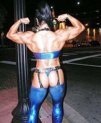 Damsel BodyBuilding Bun Idolize