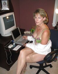 Who dont like mature girls