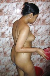 FEMMES FROM CALCUTTA