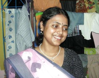 FEMMES FROM CALCUTTA