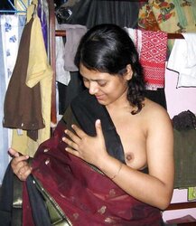 FEMMES FROM CALCUTTA