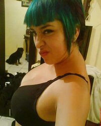 phat Inborn Tit - Kika (two)