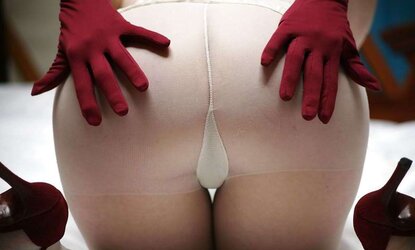MUMMY Cameltoe