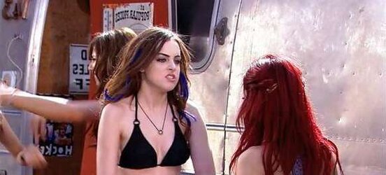 Elizabeth Gillies