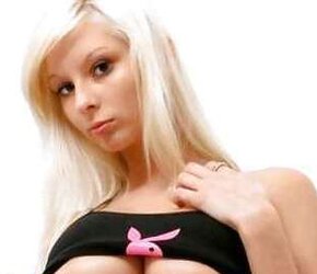 Underboobs Rule
