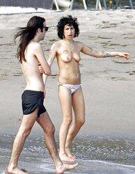 Winehouse Tits