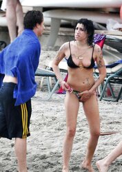 Winehouse Tits