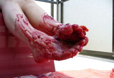 Barefeet and wedge