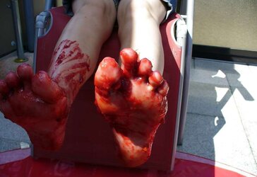 Barefeet and wedge