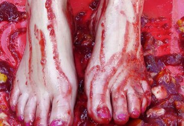 Barefeet and wedge