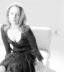 Gillian Anderson