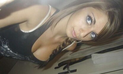 The Hottest Of Chesty Teenagers - Edition