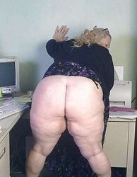 Mature PLUMPER Grandma