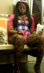 Fresh York Subway Chicks