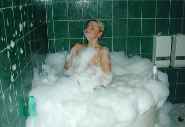 Russian Blond Fur Covered Biotch Fledgling