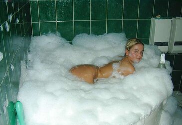 Russian Blond Fur Covered Biotch Fledgling