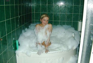 Russian Blond Fur Covered Biotch Fledgling