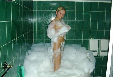 Russian Blond Fur Covered Biotch Fledgling