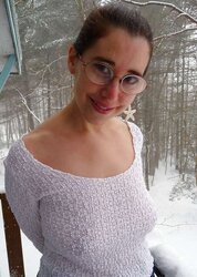 Sans Bra 109.