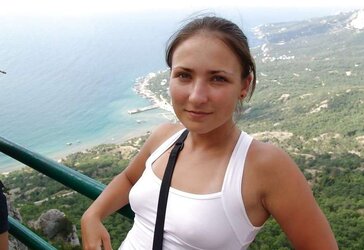 Sans Bra 109.