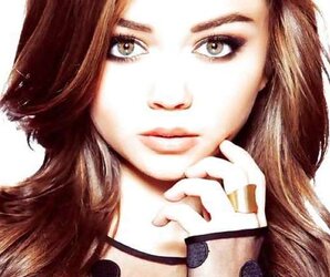 Sarah Hyland