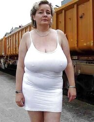 The correct way for all bi-otches to sundress