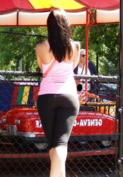 Warm Magnificent Wifey With Cute Caboose In Dark-Hued Leggings