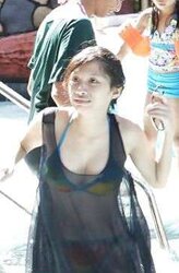 Andrea Santiago Album,