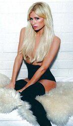 Paris Hilton mega bevy