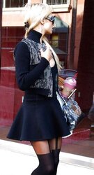 Paris Hilton mega bevy
