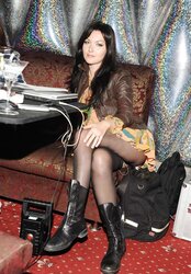Nylon - upskirt - gam