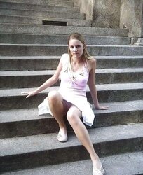 SUPER HOT DAME SOPHIE
