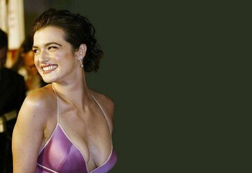 Raquel weisz