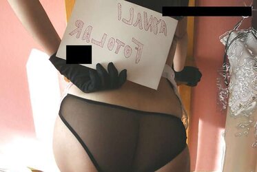 Turkish Steamy Chick Acquaintance Providing Stance To Her Stud Pal