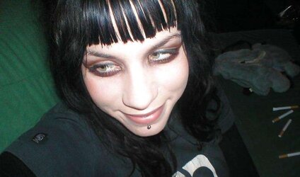 Torrid and dark emo dame