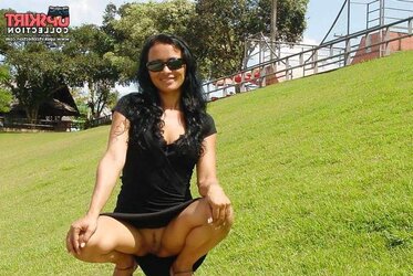 Upskirts no Undies