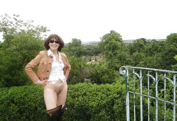 Grannies matures mummy housewives amateurs