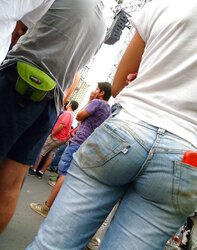 Candid donks from Chile